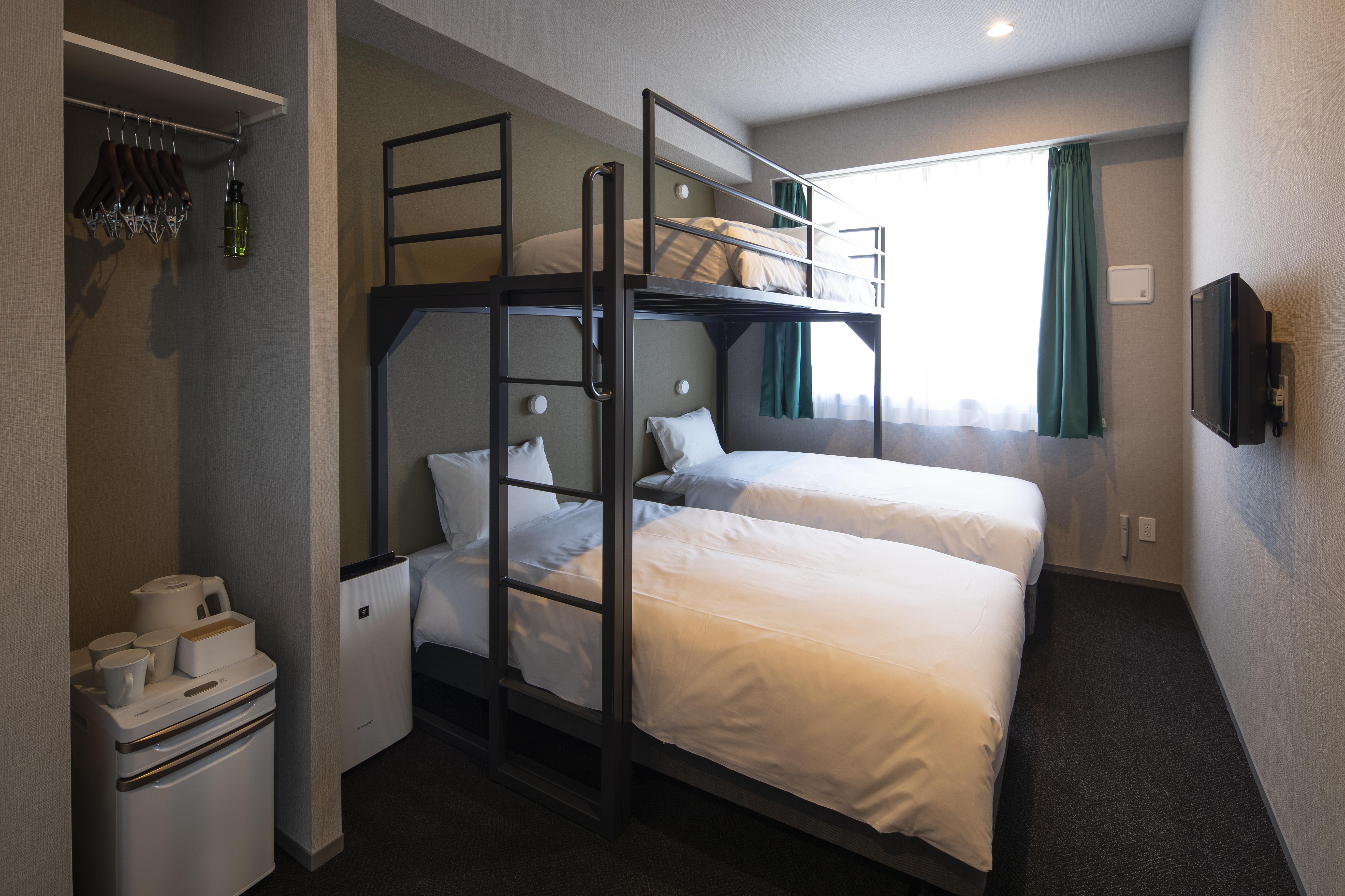 Imano Osaka Shinsaibashi Hostel Екстер'єр фото