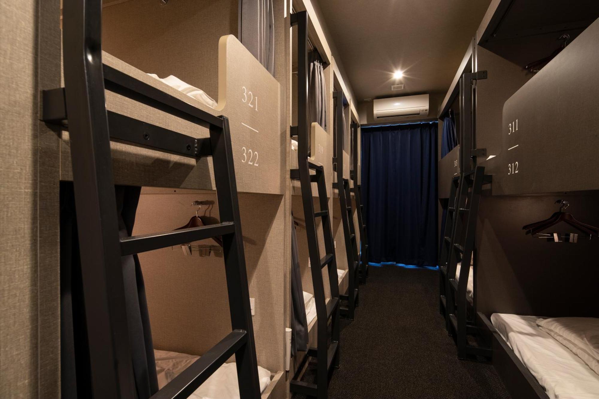 Imano Osaka Shinsaibashi Hostel Екстер'єр фото