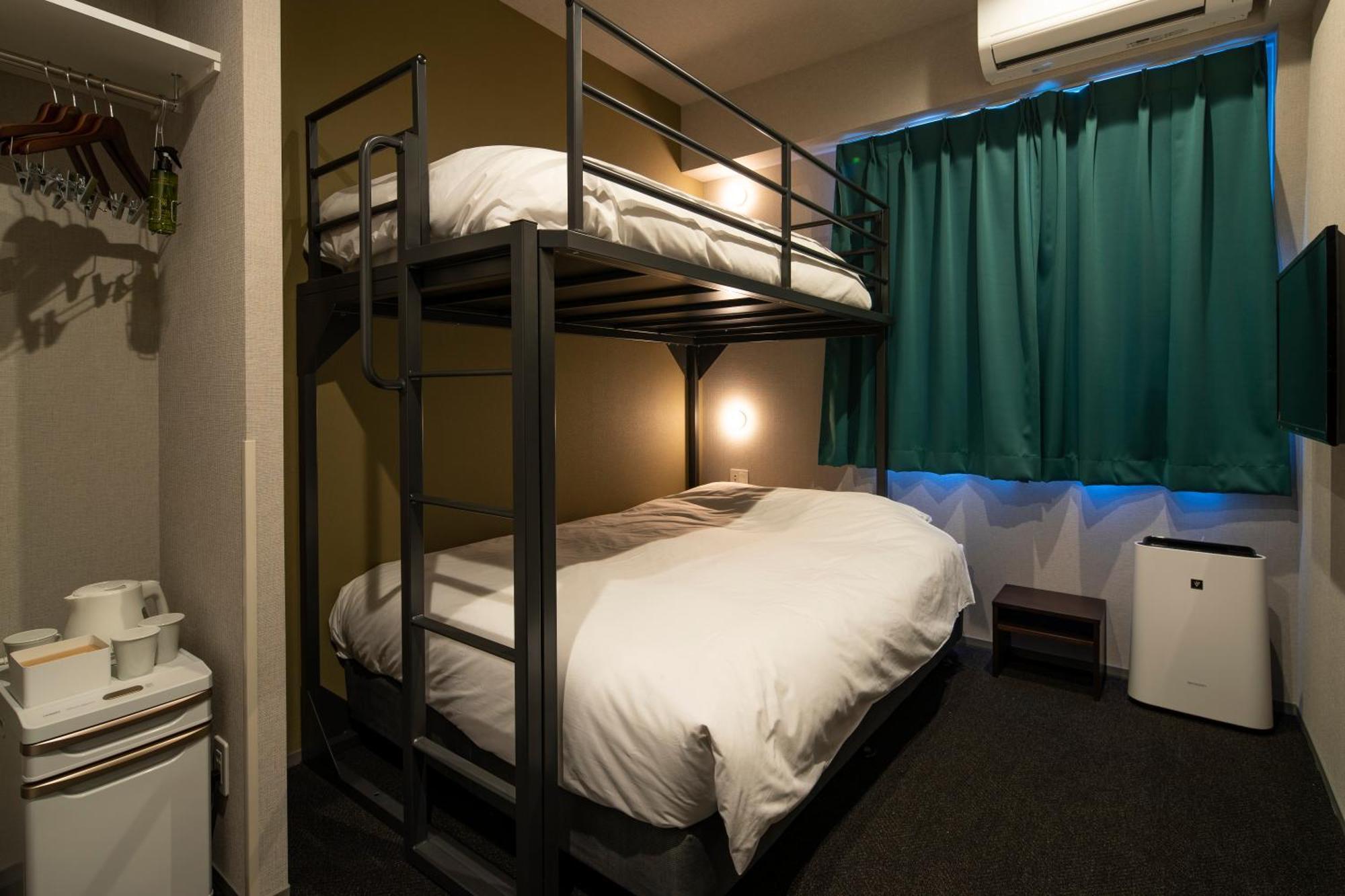 Imano Osaka Shinsaibashi Hostel Екстер'єр фото