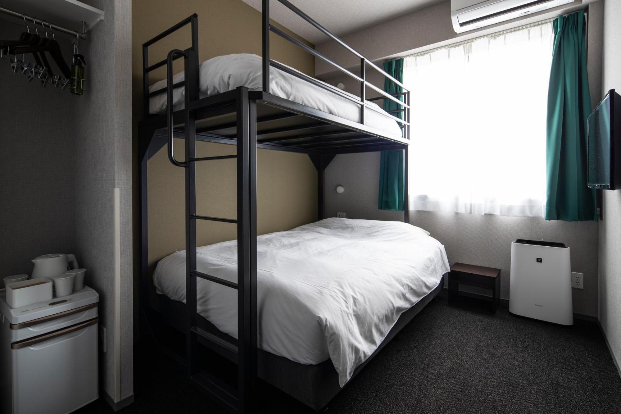 Imano Osaka Shinsaibashi Hostel Екстер'єр фото